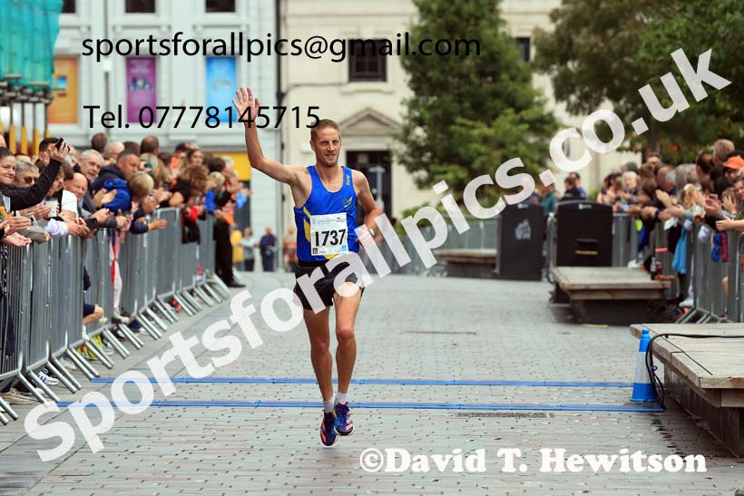 Darlington 10k, 2024 Darlington 10k and Junior 3k Road Race.  Photo: David T. Hewitson/Sports for All Pics